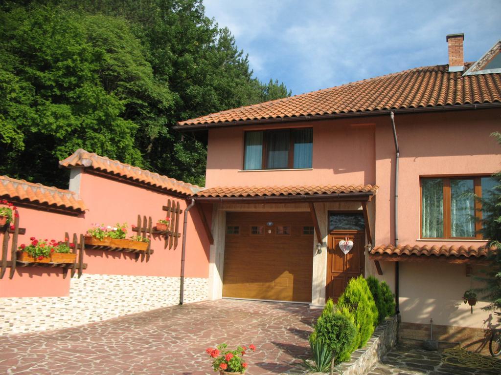 Guest House Slivek Exterior photo